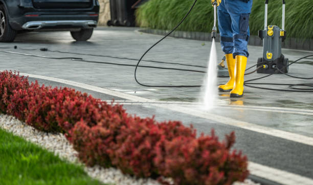 Why Choose Our Certified Pressure Washing Experts for Your Project Needs in Russiaville, IN?